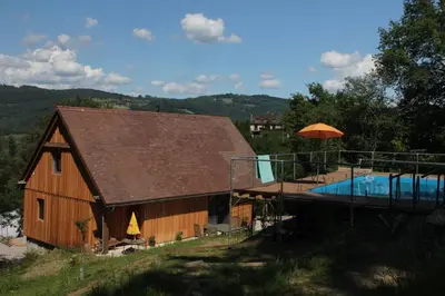 Piscine de l'établissement Het gevoel van vrijheid tussen bos en dorp ou située à proximité
