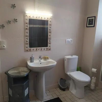Salle de bains dans l'établissement Au doux refuge