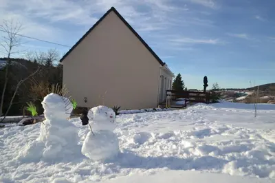 L'établissement Maison Cinona en hiver