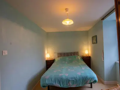 Un ou plusieurs lits dans un hébergement de l'établissement Maison indépendante en pleine nature dans la Vallée de l'Auvézère - FR-1-616-140