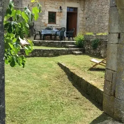 Maison du XIVe siècle avec WiFi et animaux admis près de Sarlat - FR-1-616-152