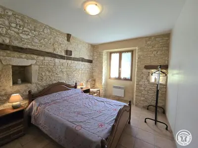 Un ou plusieurs lits dans un hébergement de l'établissement Moulin isolé avec animaux admis, proche Sarlat - FR-1-616-170
