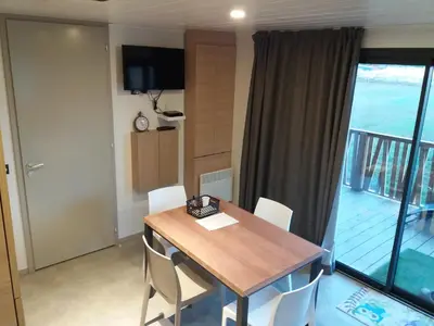 Télévision ou salle de divertissement dans l'établissement ACS chambre d'hôtes jusqu'à 4 personnes