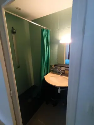 Salle de bains dans l'établissement Le Miraillet, chambre hôte