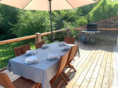 Balcon ou terrasse dans l'établissement Villa au bord de la Rivièr