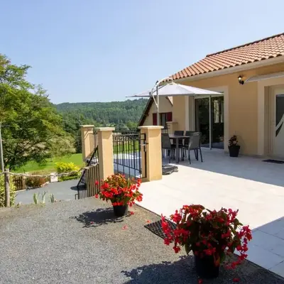 Maison indépendante avec Wi-Fi et parking à Auriac-du-Périgord - FR-1-616-202