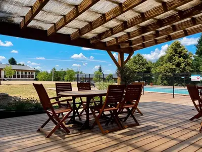 Piscine de l'établissement Glynns at Club Correze ou située à proximité