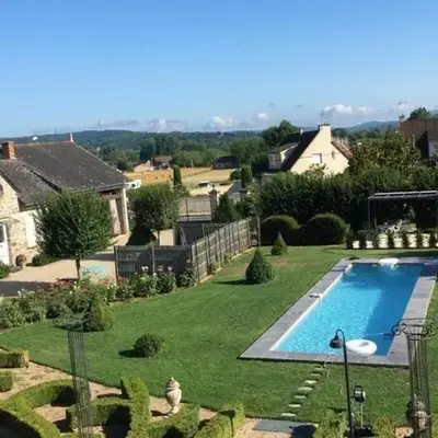 Maison mitoyenne charme XIXe avec jardin en Dordogne - FR-1-616-195
