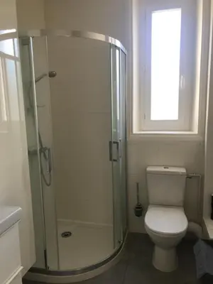 Salle de bains dans l'établissement Appartement Marion en coeur de ville 2 à 4 personnes