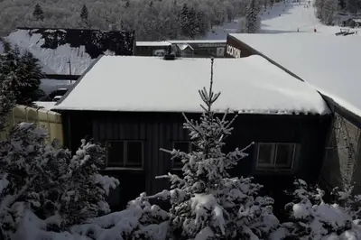 Plan de l'établissement appartement 6 personnes au coeur de super besse