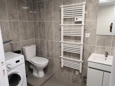 Salle de bains dans l'établissement Studio Bellevue