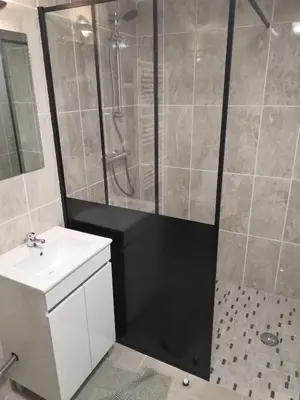 Salle de bains dans l'établissement Studio Bellevue