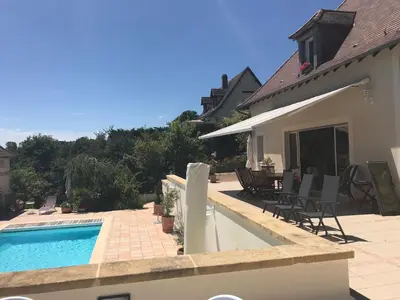 Piscine de l'établissement La Maison du Parc ou située à proximité