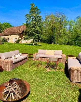 Jardin de l'établissement Gîtes Sibémol