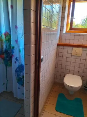 Salle de bains dans l'établissement Studio confortable proche des sites touristiques