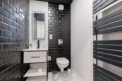 Salle de bains dans l'établissement Les Erables des Benedictins, Spacieux-Proches gare