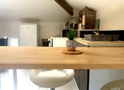 Cuisine ou kitchenette dans l'établissement L'éden Quercynois