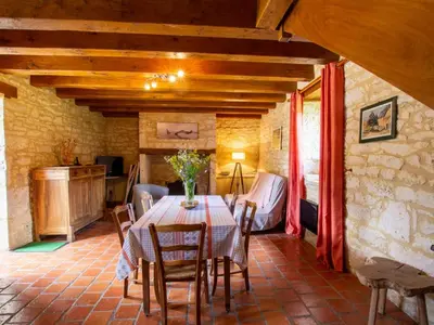 Plan de l'établissement Maison isolée près de Sarlat, idéale pour la détente en famille - FR-1-616-182