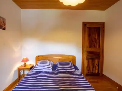 Un ou plusieurs lits dans un hébergement de l'établissement Maison isolée près de Sarlat, idéale pour la détente en famille - FR-1-616-182