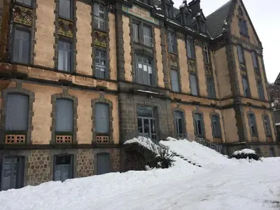L'établissement La Parisette en hiver