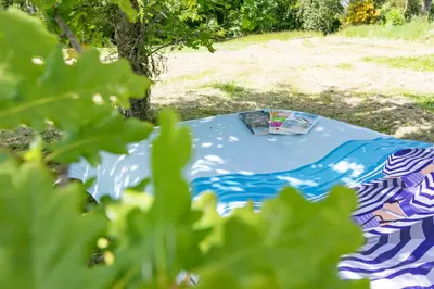 Jardin de l'établissement Gîte Jean Scafer, Piscine chauffée, Wifi, Salle de jeux, Animaux de la ferme