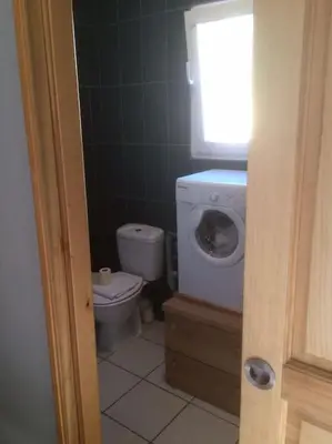 Salle de bains dans l'établissement Le Coin Tranquille au pied du Puy de Dôme