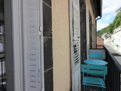 Balcon ou terrasse dans l'établissement T3 Duplex au Centre du Mont-Dore avec Wifi, 5 Pers. - FR-1-608-217