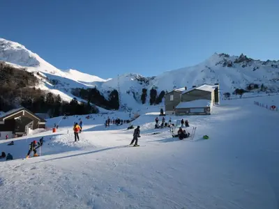 L'établissement Appartement T2 bis cosy avec Wi-Fi, 100m du centre, 6 pers., cave ski & vélos - FR-1-608-214 en hiver