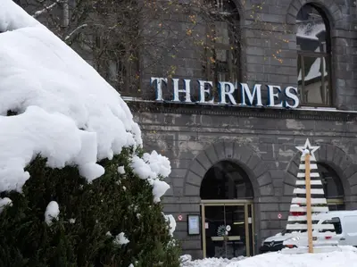 L'établissement Appartement Mont Dore face aux Thermes - Centre en hiver