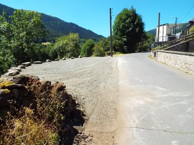 Vue générale sur la montagne ou vue sur la montagne depuis la maison d'hôtes
