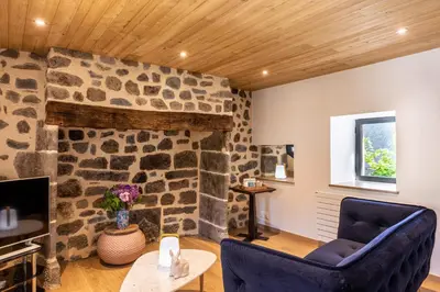 Coin salon dans l'établissement Chez Mimi - La Petite Tour