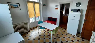 Cuisine ou kitchenette dans l'établissement Gîte Le Valette