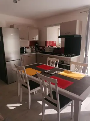 Cuisine ou kitchenette dans l'établissement La basse-cour
