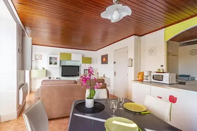 Cuisine ou kitchenette dans l'établissement Le Barry