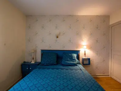 Un ou plusieurs lits dans un hébergement de l'établissement Gîte rural avec spa, animaux acceptés et parking - FR-1-616-246
