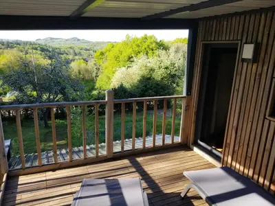 Balcon ou terrasse dans l'établissement Le petit paradis, mini maison,nature,confort,calme