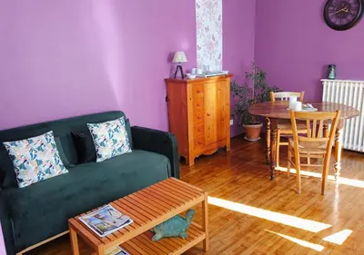 Coin salon dans l'établissement Chambre d'Hôtes - l'Ephémère