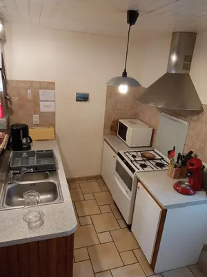 Cuisine ou kitchenette dans l'établissement Gîte du Bosquet Pays de Salers Cantal