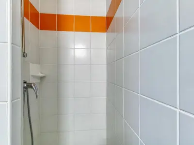 Salle de bains dans l'établissement Vacancéole - Le Domaine de Confolant