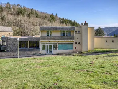 Vue générale sur la montagne ou vue sur la montagne depuis l'appartement