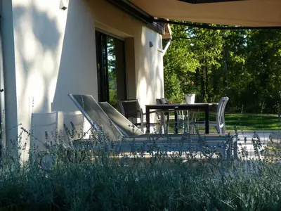 Jardin de l'établissement Le Lac Bleu huis 17