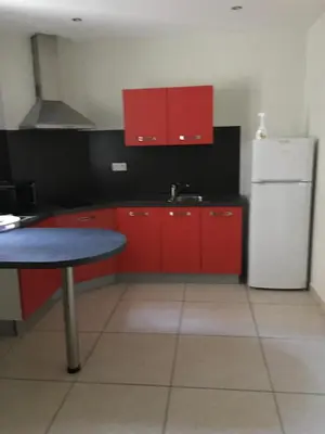 Cuisine ou kitchenette dans l'établissement Appartement calme centre ville historique
