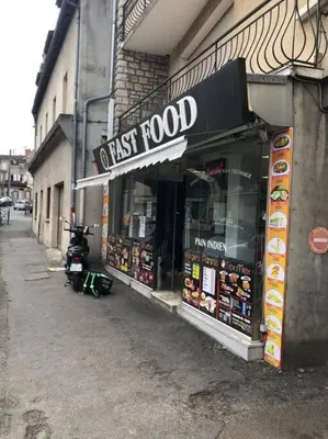 Certificat, récompense, panneau ou autre document affiché dans l'établissement Logement à Brive - proche de la gare et du centre ville - Climatisation - fibre internet - stationnements gratuits