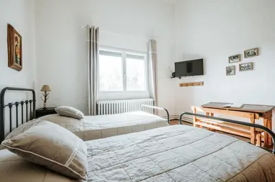 Un ou plusieurs lits dans un hébergement de l'établissement Relais des combrailles