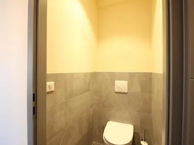 Salle de bains dans l'établissement T3 à La Bourboule avec parking et WiFi - Idéal pour 4 personnes - FR-1-608-226