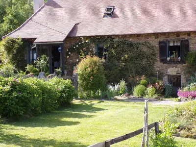 Jardin de l'établissement la maison de Royer