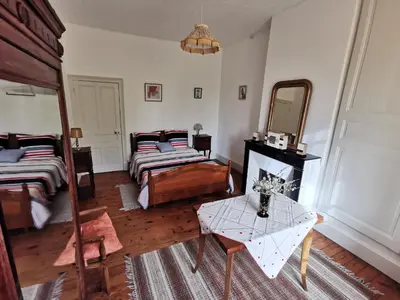 Un ou plusieurs lits dans un hébergement de l'établissement Maison de bourg dans le Cantal