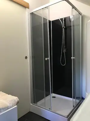 Salle de bains dans l'établissement Il était une fois