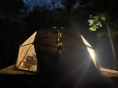 Plan de l'établissement Arborea, nuits insolites au cœur de la forêt