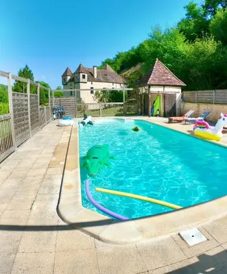Piscine de l'établissement Le gîte du Moulin de la Garrigue ou située à proximité